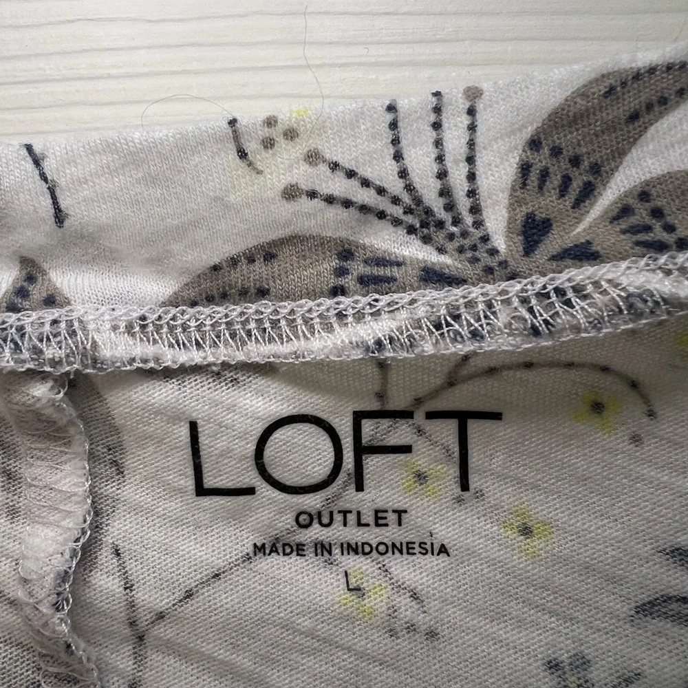 LOFT Outlet White Base Puff Sleeve Shirt w/Botanical Leaf Pattern Size Large